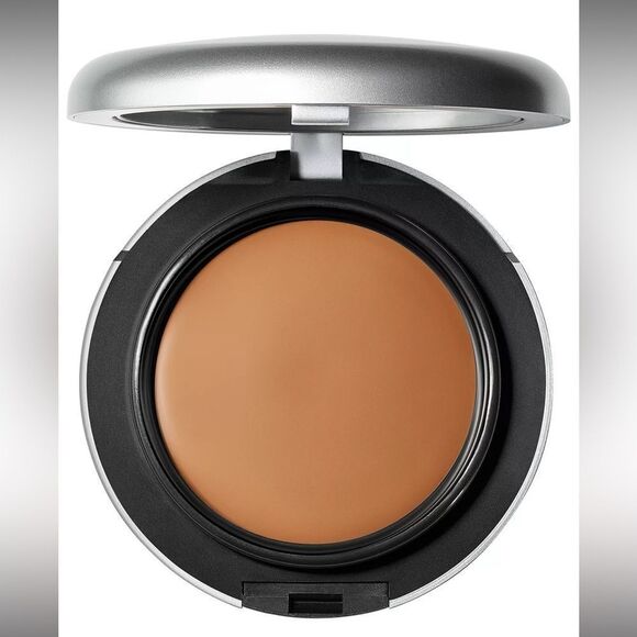 MAC Cosmetics Cream to Powder Foundation in NC37 - Picture 1 of 6